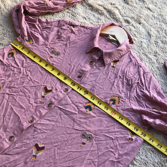 Anthropologie county fair pink hot balloon embroidered top - Picture 11 of 11